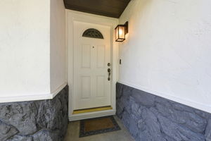 004_F8_2123 Leon Dr