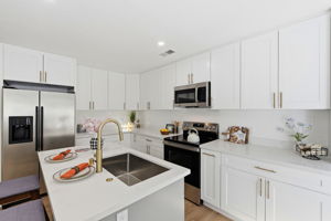 011_F8_2123 Leon Dr
