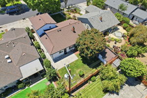 007_F8_2123 Leon Dr