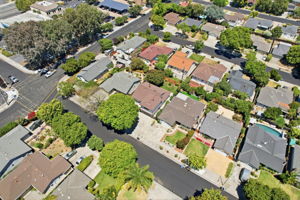 009_F8_2123 Leon Dr