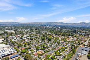 016_F8_2123 Leon Dr