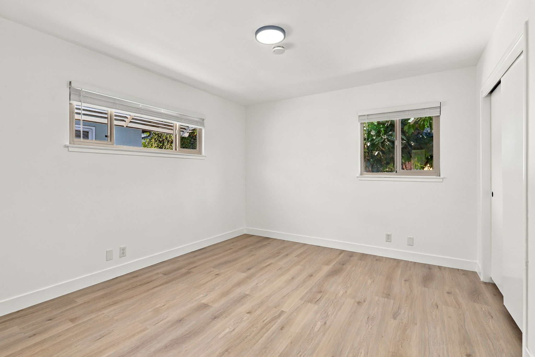 021_F8_2123 Leon Dr
