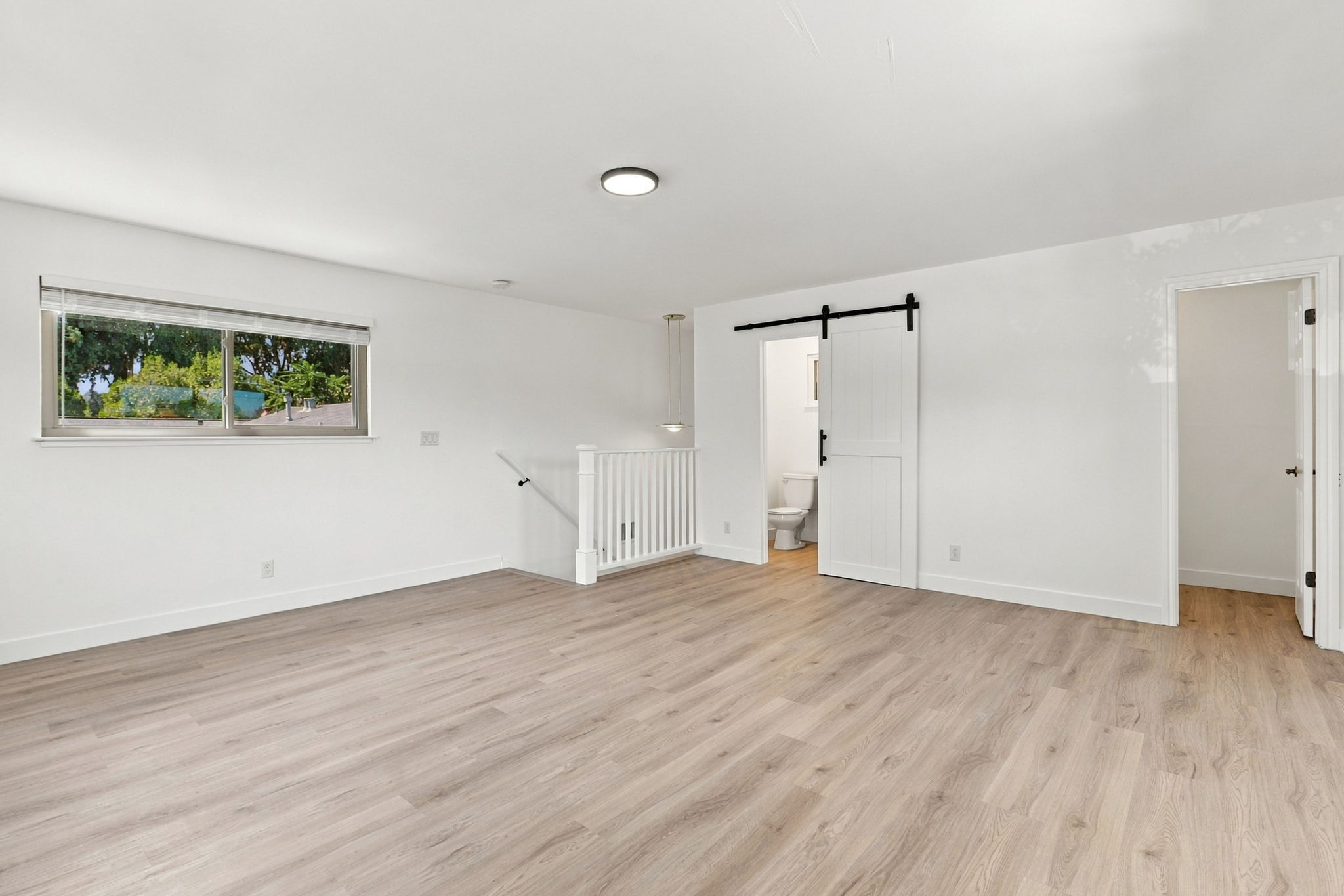 025_F8_2123 Leon Dr
