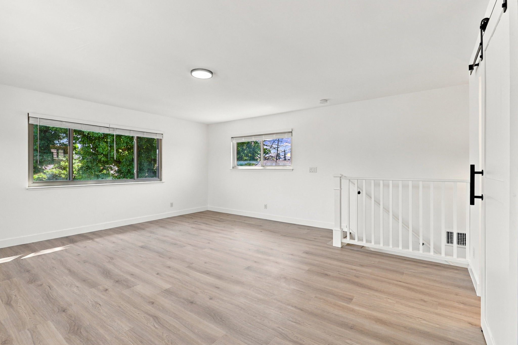 026_F8_2123 Leon Dr