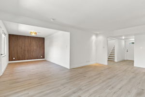 006_F8_2123 Leon Dr