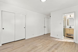 023_F8_2123 Leon Dr
