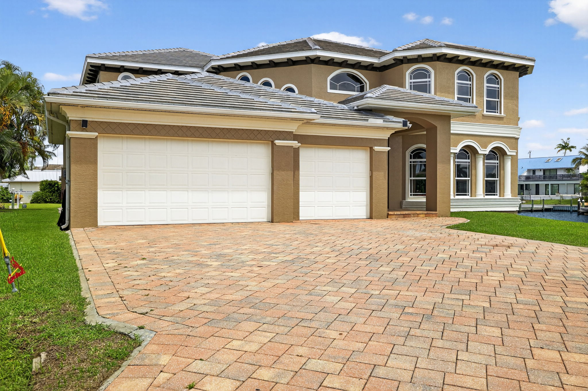 Front Exterior 2 of 2