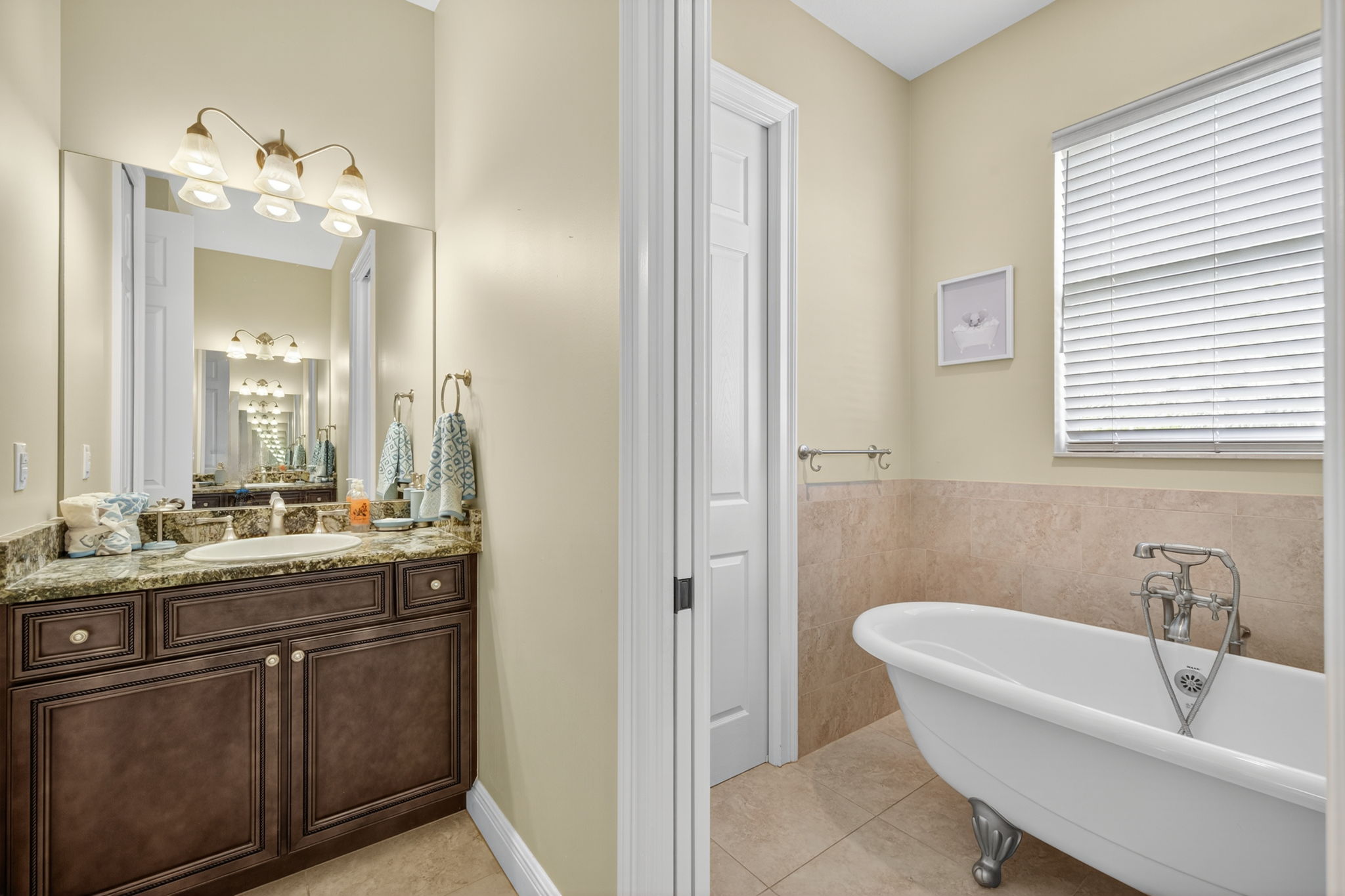 Guest Bathroom 1 of 2