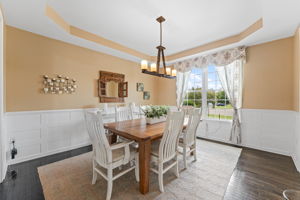 Formal Dining Room with Tray Ceiling