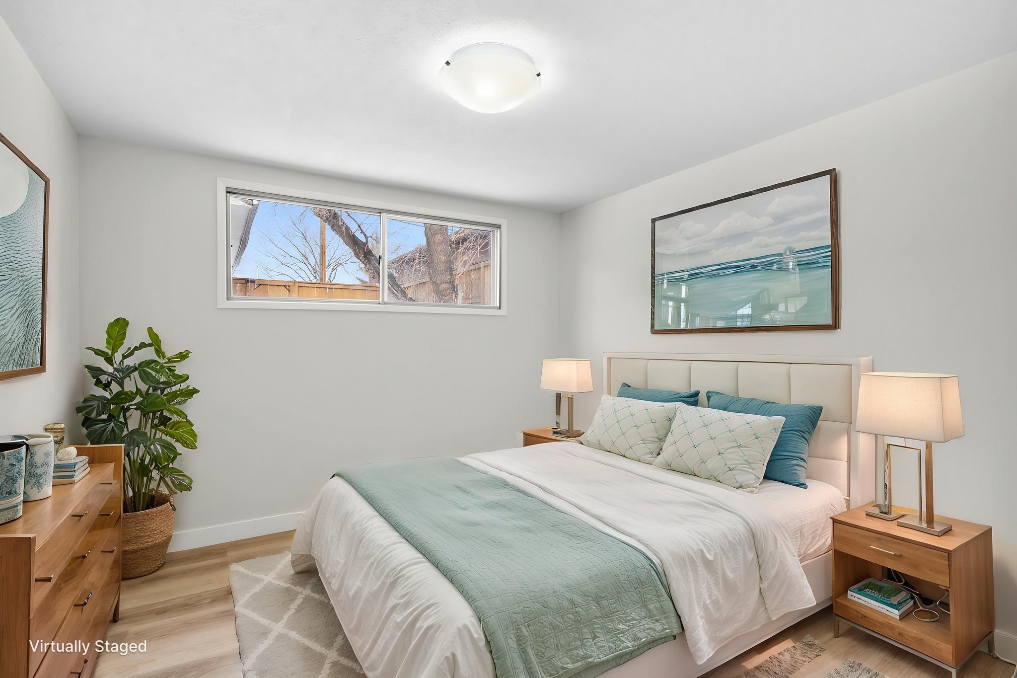 DSC03516 virtually staged.jpeg