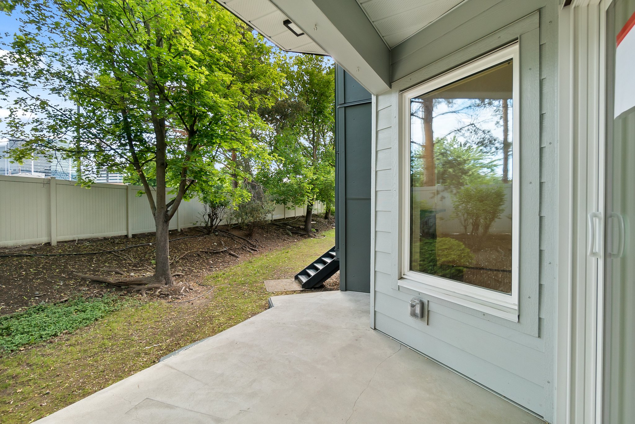 2125 Burtch Rd #111, Kelowna, BC V1Y 8N1, Canada Photo 12