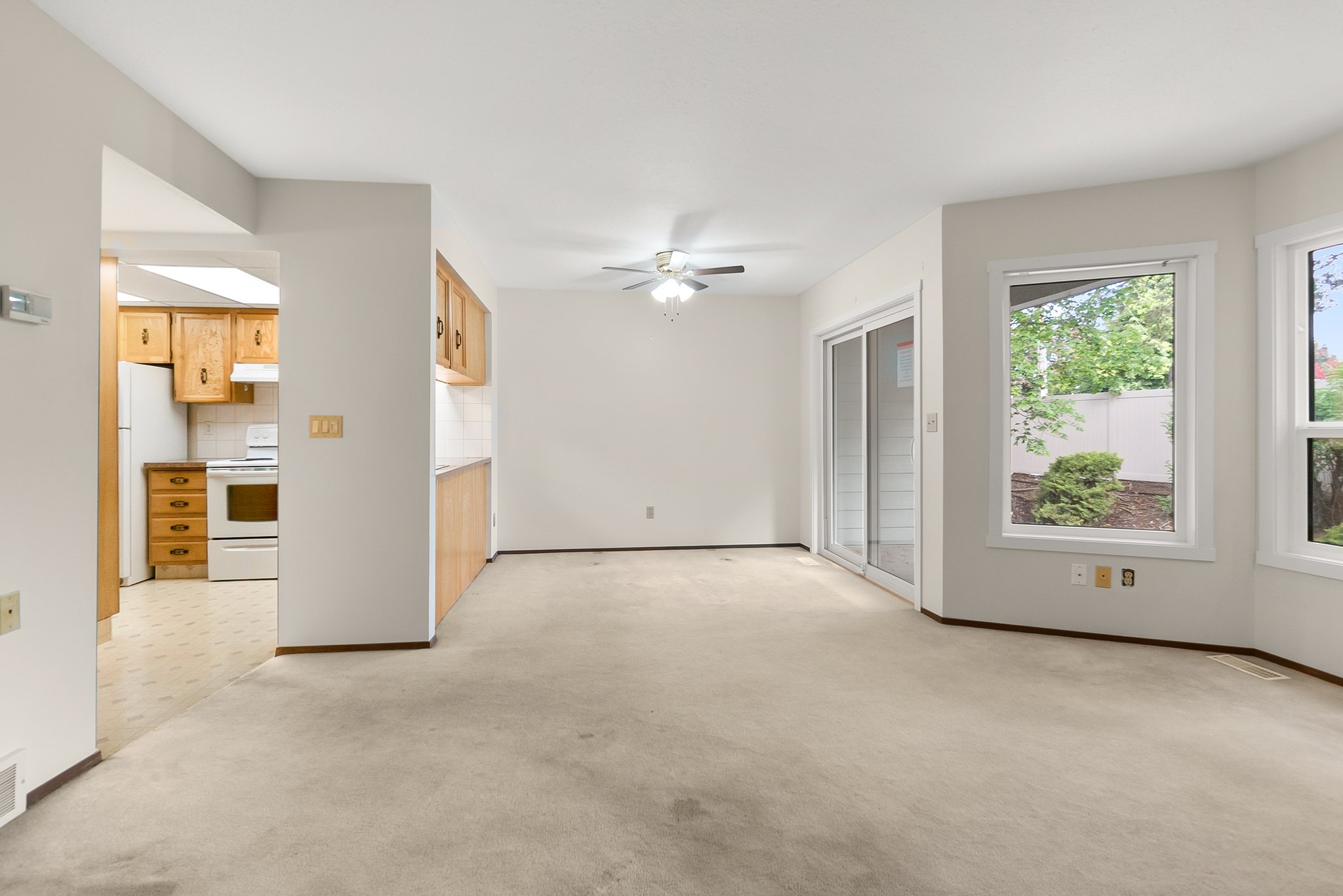 2125 Burtch Rd #111, Kelowna, BC V1Y 8N1, Canada Photo 10