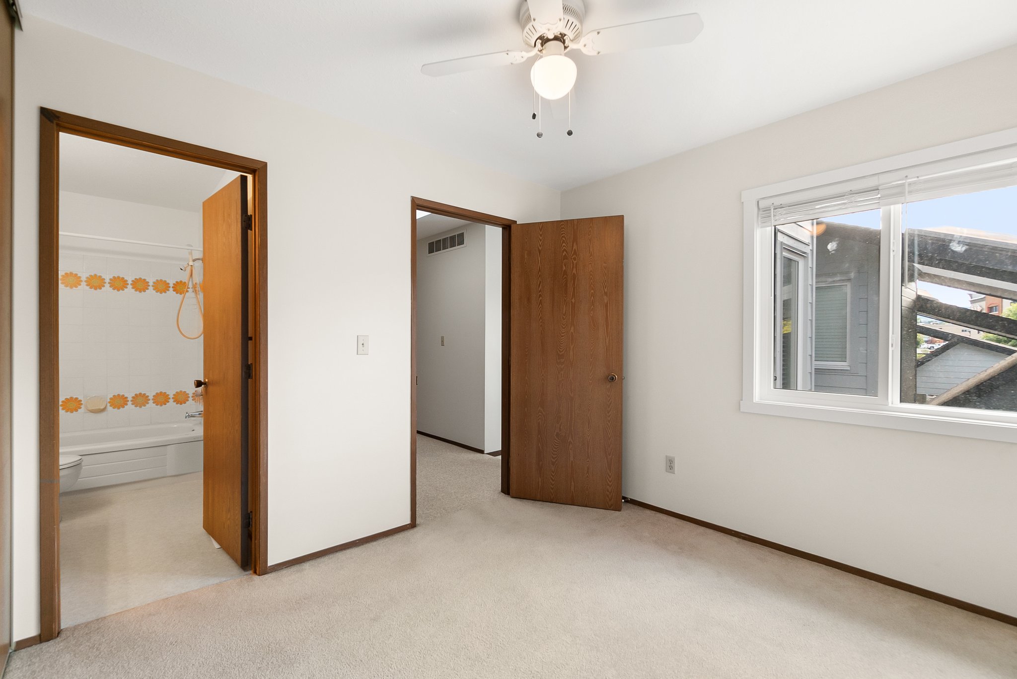 2125 Burtch Rd #111, Kelowna, BC V1Y 8N1, Canada Photo 18