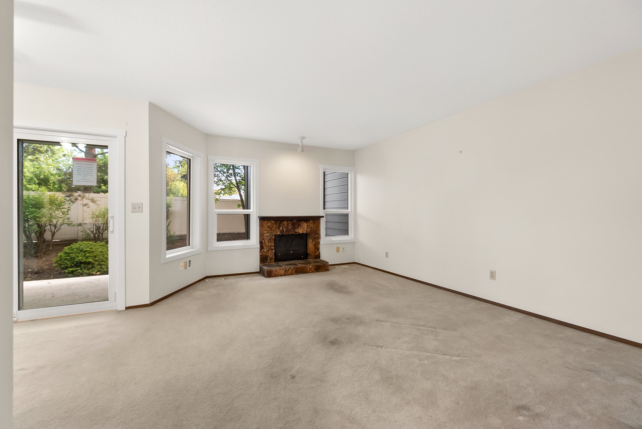 2125 Burtch Rd #111, Kelowna, BC V1Y 8N1, Canada Photo 7