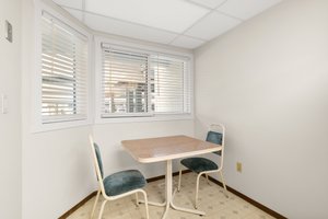 2125 Burtch Rd #111, Kelowna, BC V1Y 8N1, Canada Photo 5