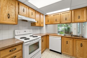 2125 Burtch Rd #111, Kelowna, BC V1Y 8N1, Canada Photo 14