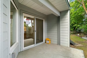 2125 Burtch Rd #111, Kelowna, BC V1Y 8N1, Canada Photo 12