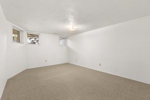 2125 Burtch Rd #111, Kelowna, BC V1Y 8N1, Canada Photo 29