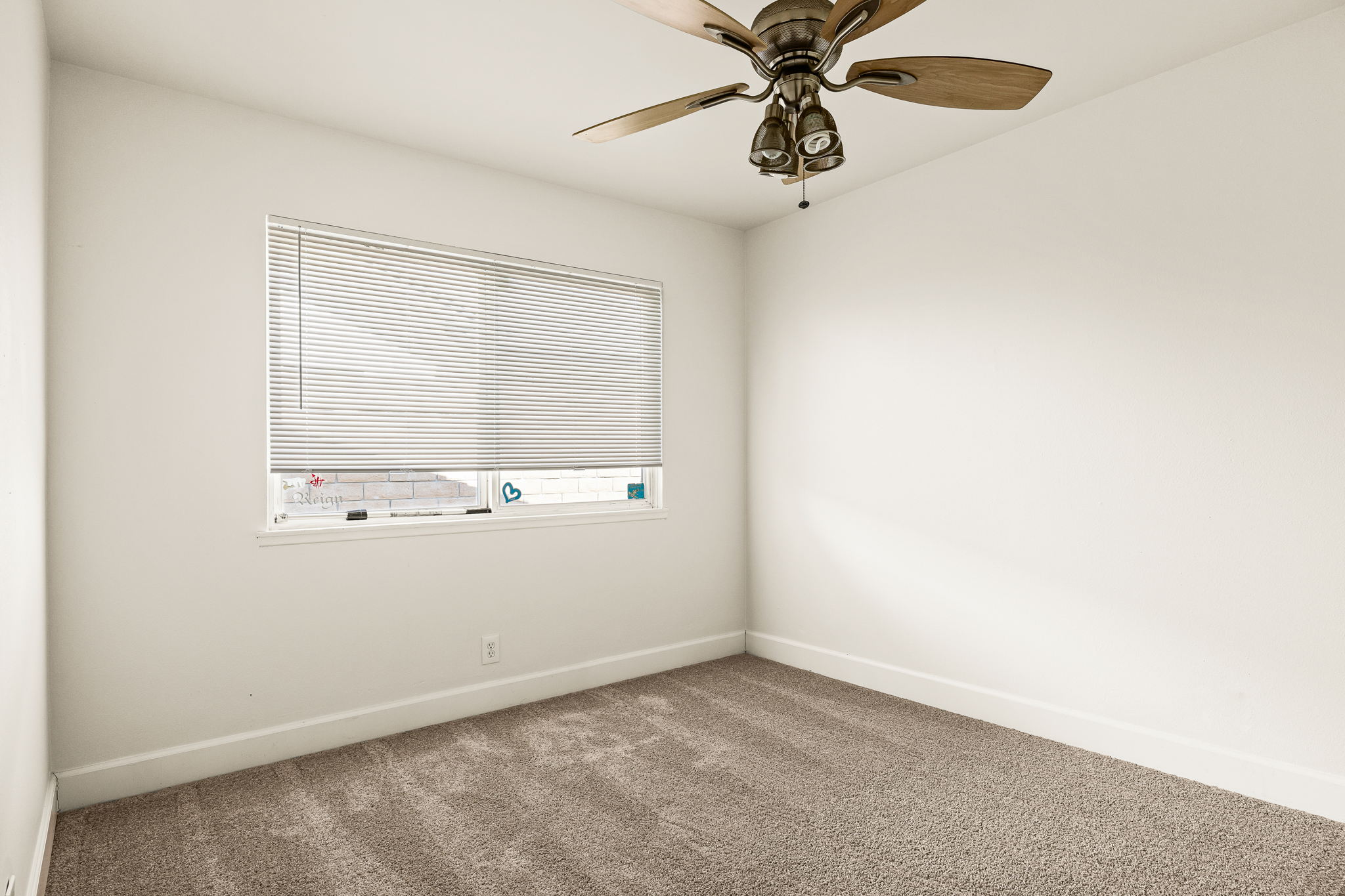 2125 Emmett Ave, Simi Valley, CA 93063, USA Photo 29
