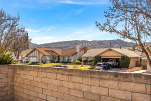 2125 Emmett Ave, Simi Valley, CA 93063, USA Photo 37