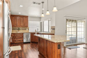 2125 Emmett Ave, Simi Valley, CA 93063, USA Photo 11