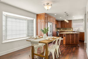 2125 Emmett Ave, Simi Valley, CA 93063, USA Photo 9