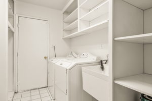 2125 Emmett Ave, Simi Valley, CA 93063, USA Photo 30