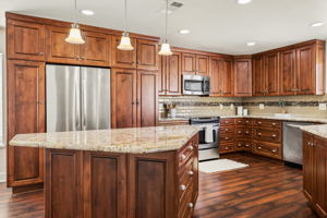 2125 Emmett Ave, Simi Valley, CA 93063, USA Photo 12
