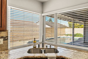 2125 Emmett Ave, Simi Valley, CA 93063, USA Photo 14