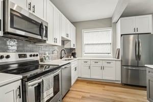 W Beach St-S3007-024r.jpg