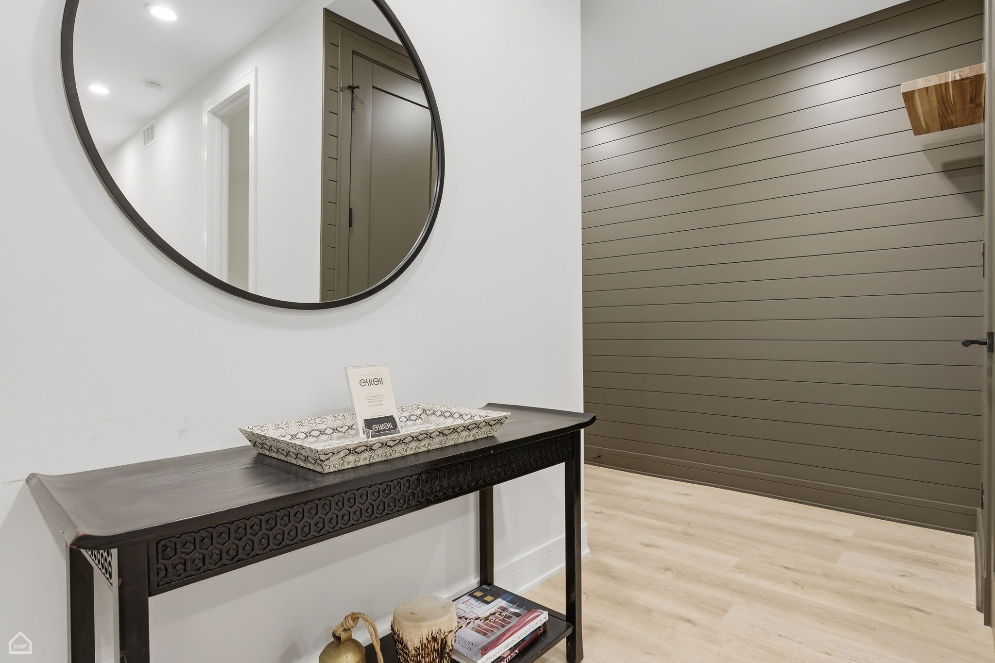 2126 W Thomas St 1 - Karen Biazar_022426_004