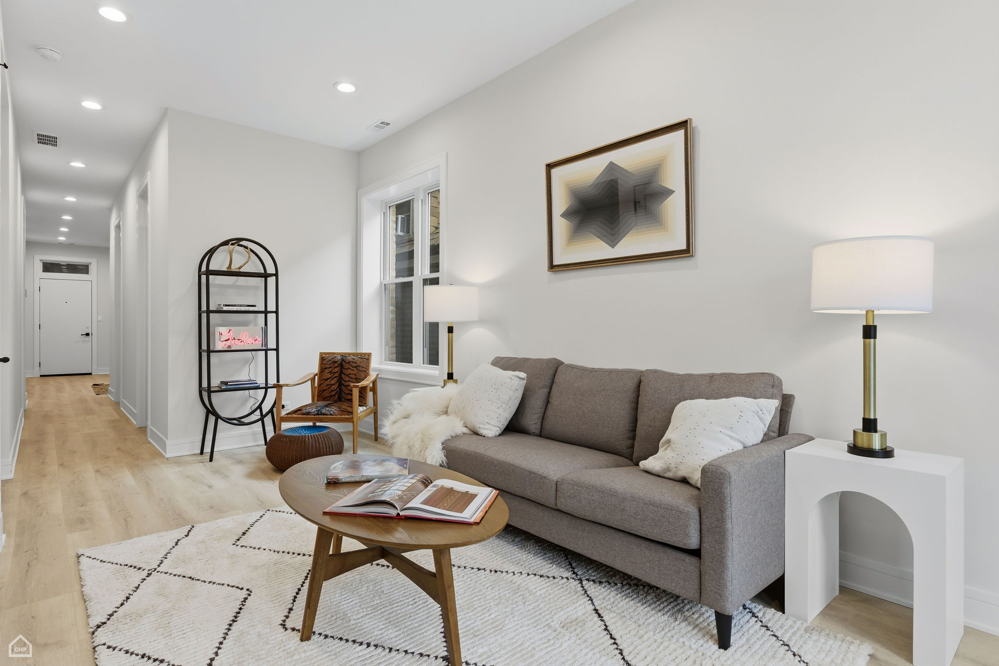 2126 W Thomas St 2 - Karen Biazar_022426_008