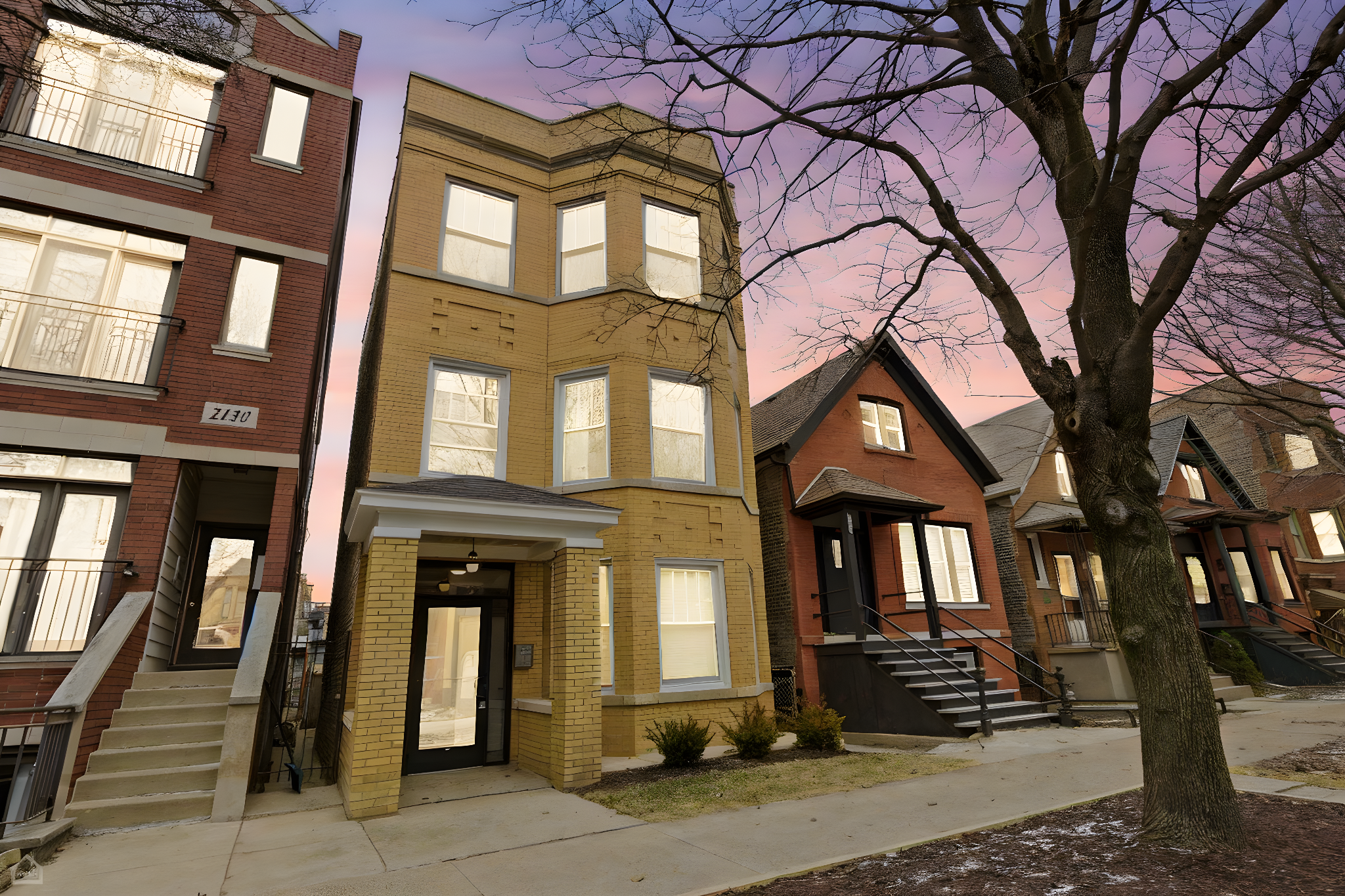 2126 W Thomas St 2 - Karen Biazar_022426_002 day to dusk.jpeg