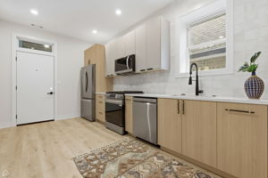 2126 W Thomas St 2 - Karen Biazar_022426_017