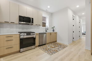 2126 W Thomas St 2 - Karen Biazar_022426_018