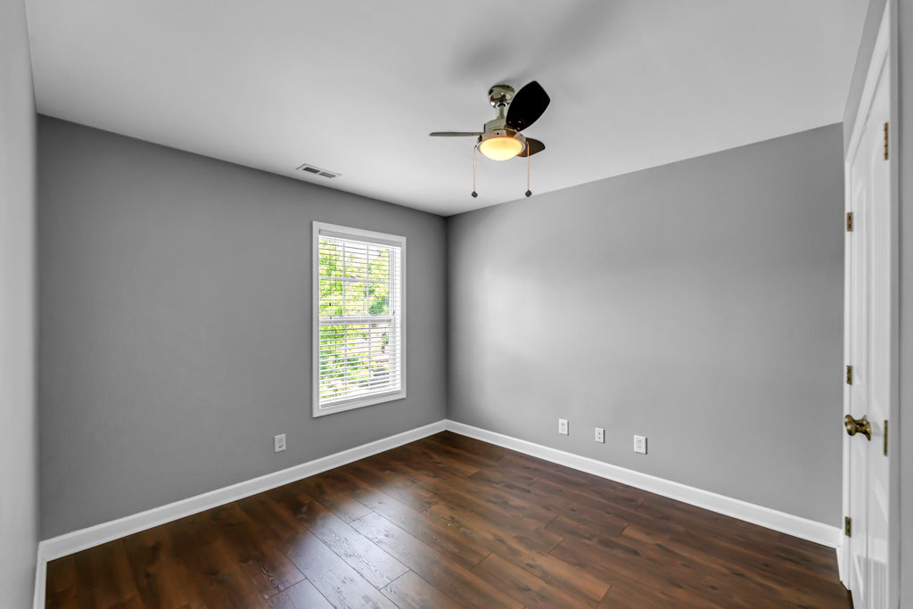 2127 Glenkirk Dr, Burlington, NC 27215, USA Photo 30