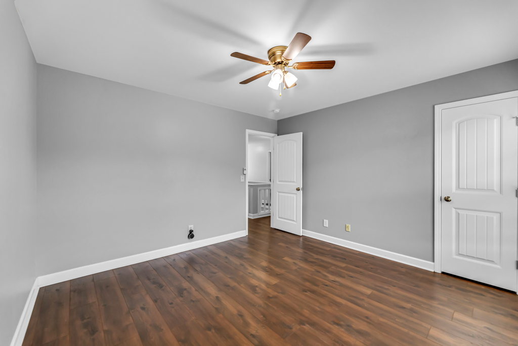 2127 Glenkirk Dr, Burlington, NC 27215, USA Photo 33