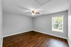 2127 Glenkirk Dr, Burlington, NC 27215, USA Photo 26