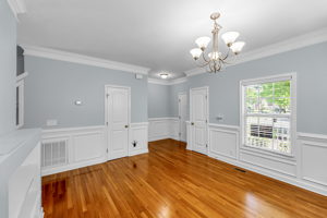 2127 Glenkirk Dr, Burlington, NC 27215, USA Photo 10