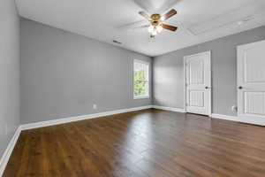 2127 Glenkirk Dr, Burlington, NC 27215, USA Photo 27
