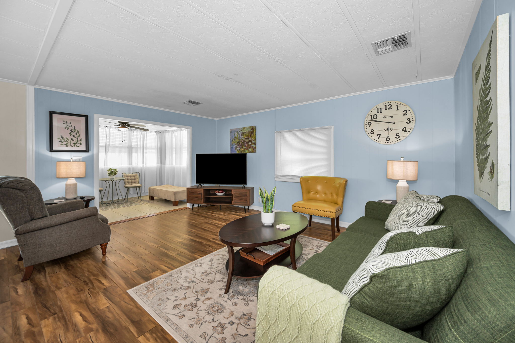 Living Room2