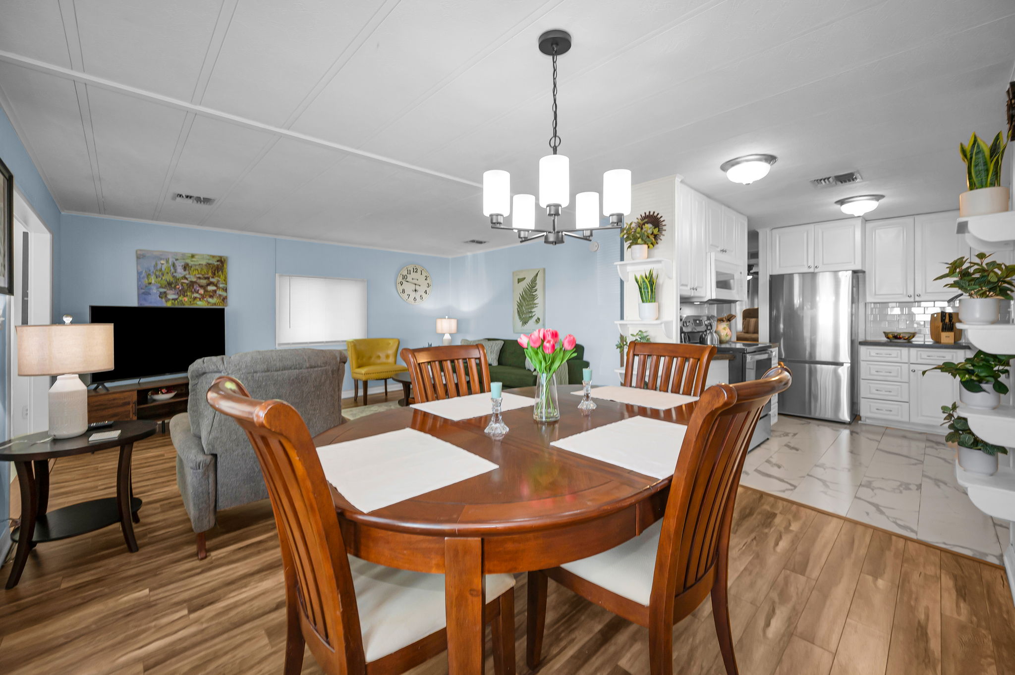 Dining Room3