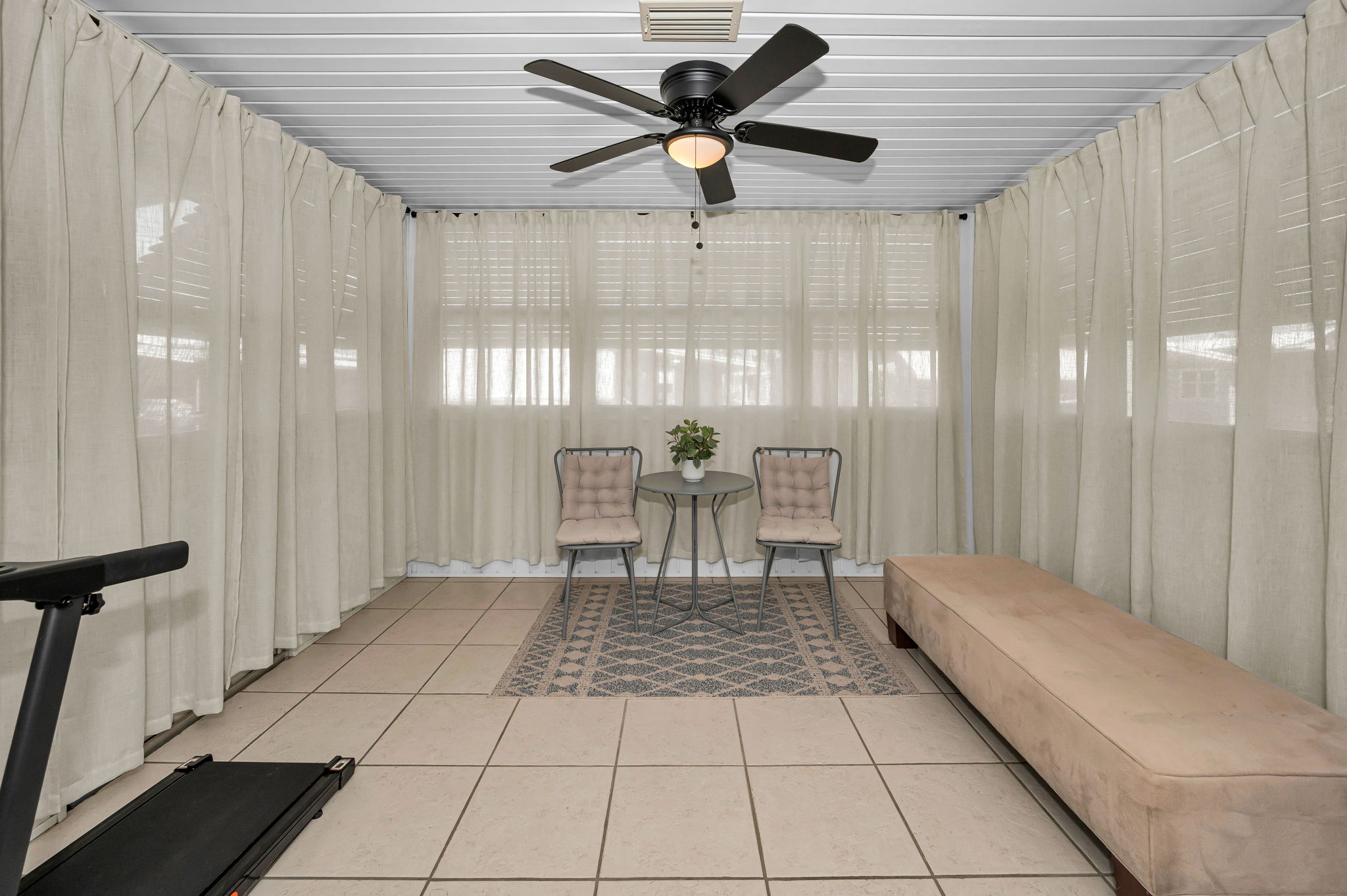 Sun Room1