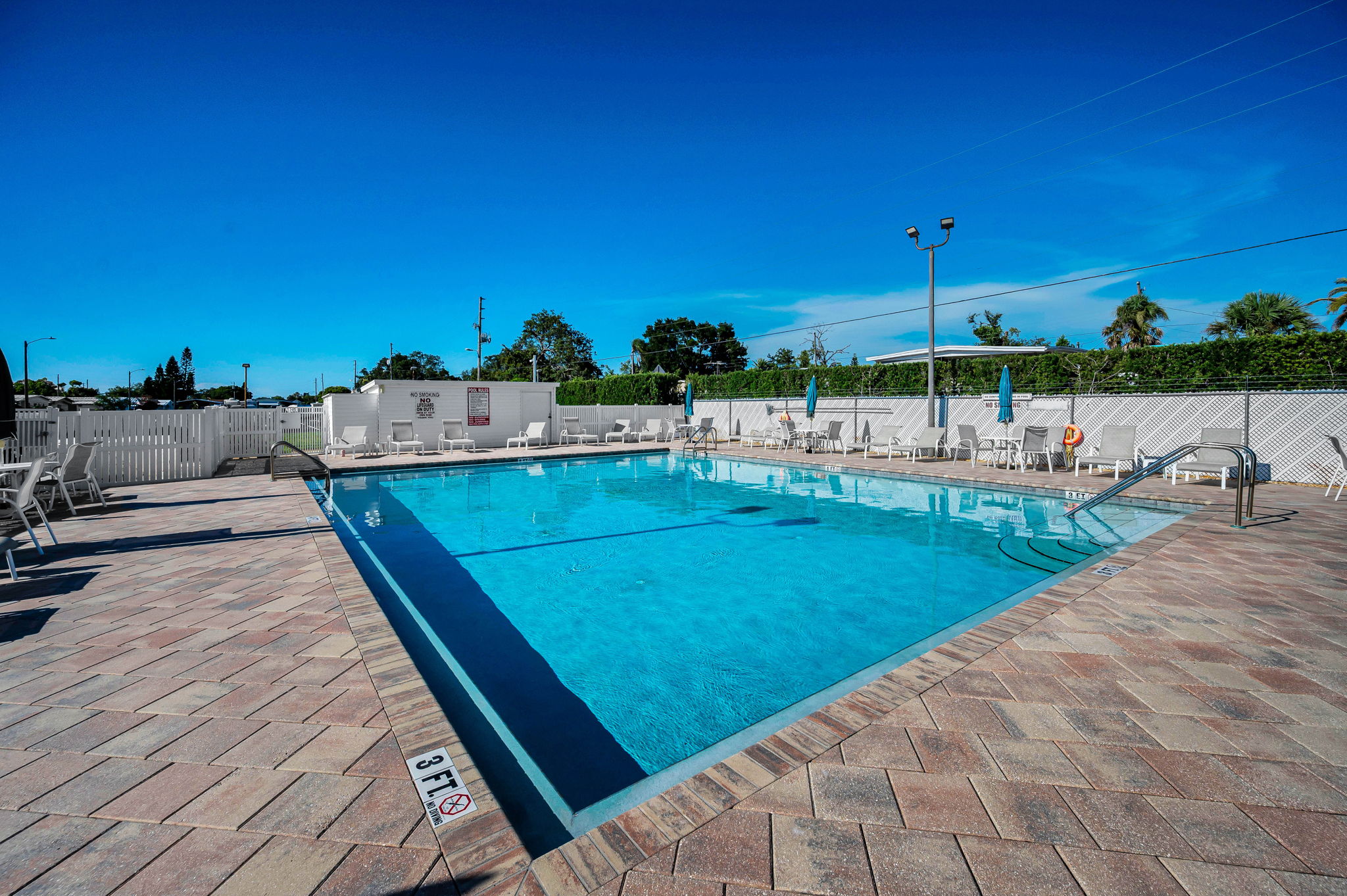 19-Pool