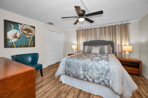 Primary Bedroom1a