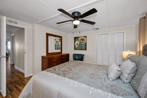 Primary Bedroom1b