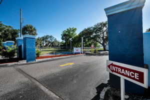 34-Lake Conley Gated Entry