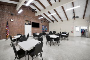 8-Clubhouse