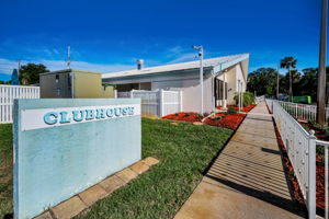 6-Clubhouse