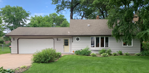  2127 Oakwood Dr, Mounds View, MN 55112, US Photo 0